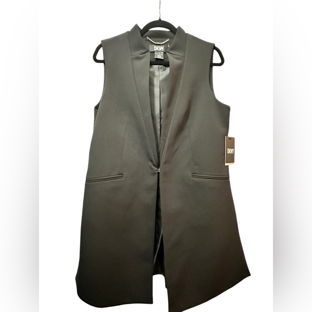 DKNY Sleeveless Lapel Vest
